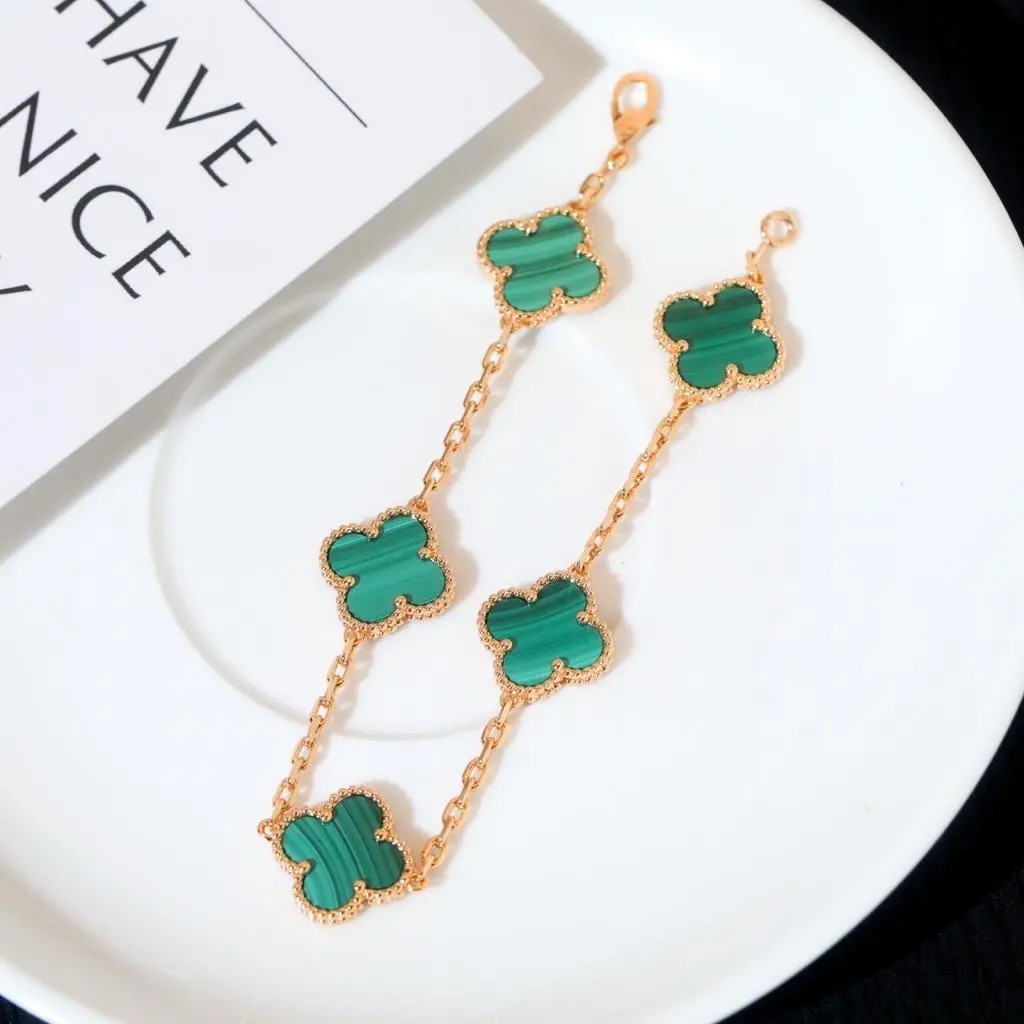 Van Cleef & Arpels Bracelet – JWWM1001