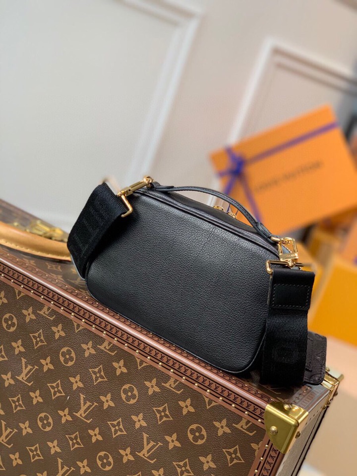 Louis Vuitton Shoulder Bag – LVSH1063