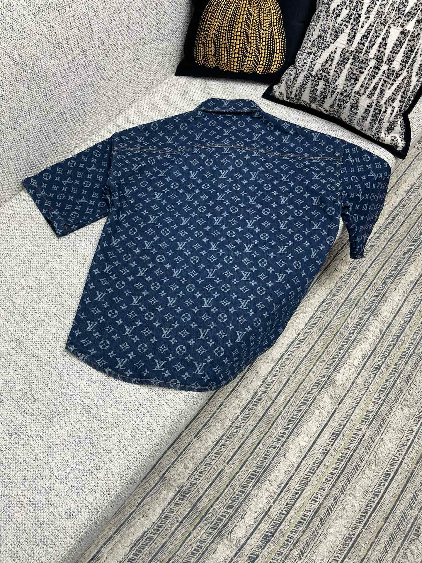 Louis Vuitton Shirt – TRJK1197