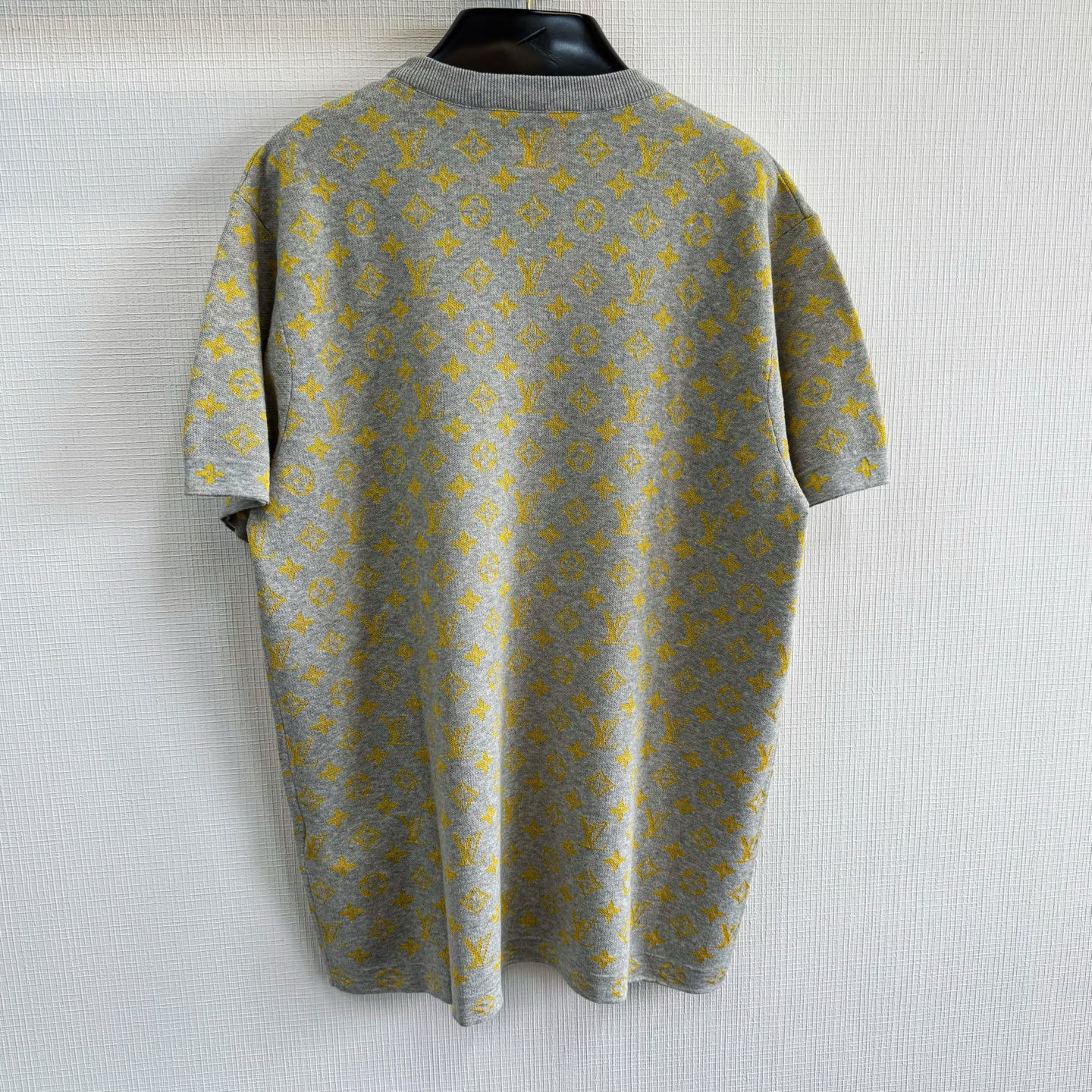 Louis Vuitton T-Shirt – TSHP3395