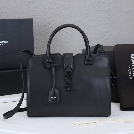 Yves Saint Lauren Bag – YSLB1022