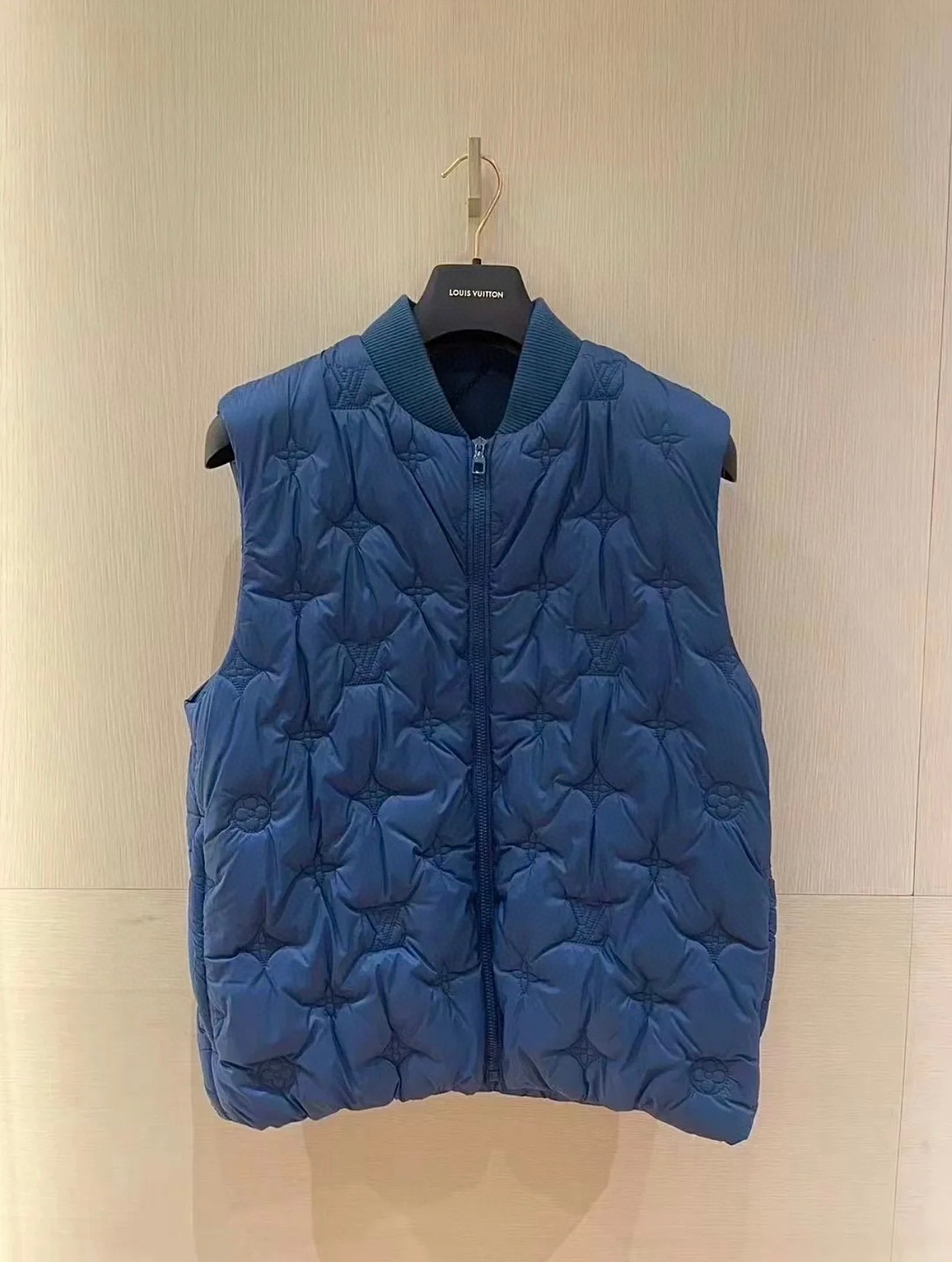 Louis Vuitton Gilet – VEJK1088