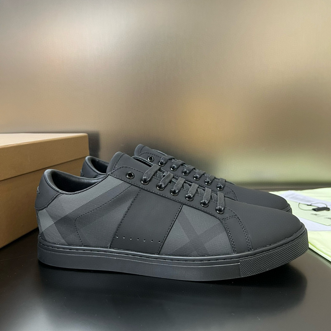 Burberry Sneaker – BBRY1018