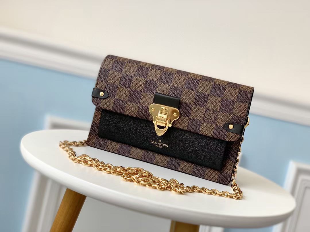 Louis Vuitton Shoulder Bag – LVSH1024