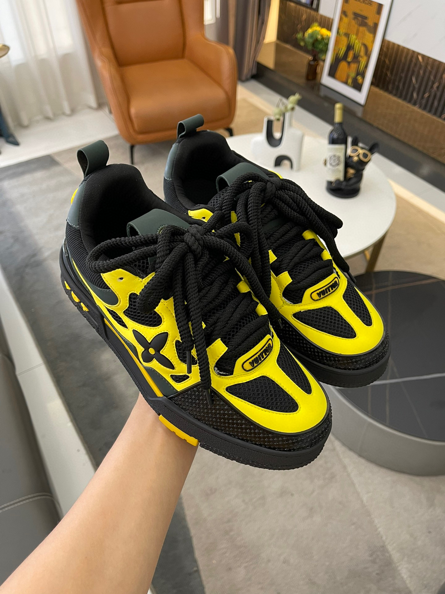 Louis Vuitton Sneaker – LSVT1194