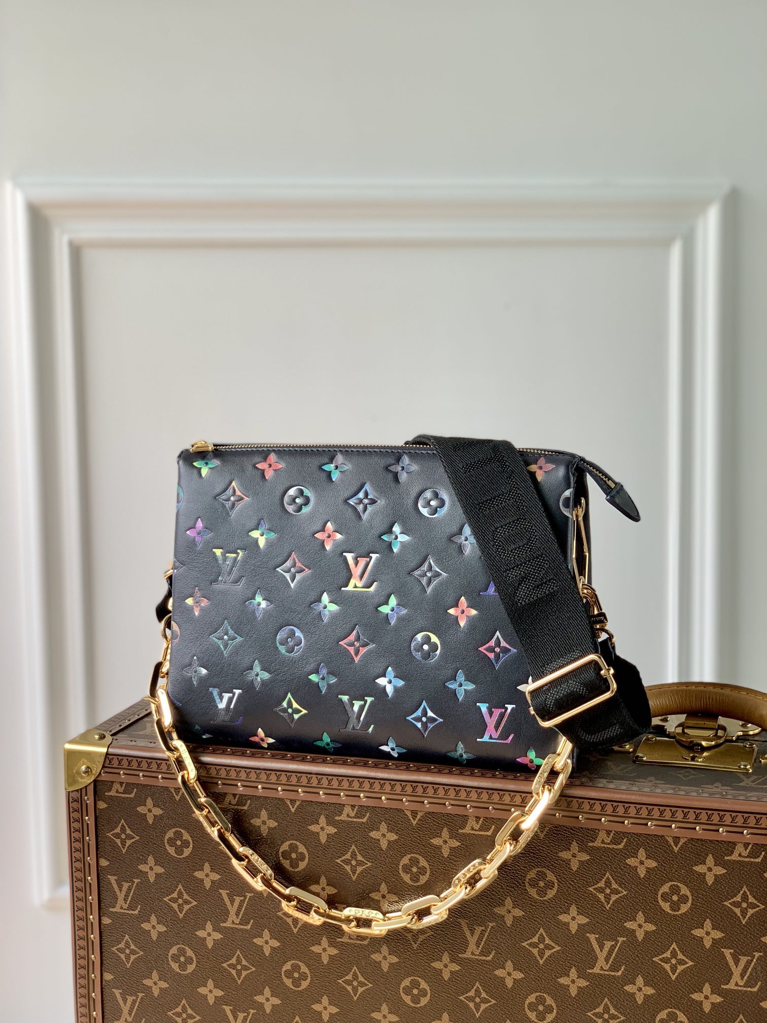 Louis Vuitton Shoulder Bag – LVSH1195
