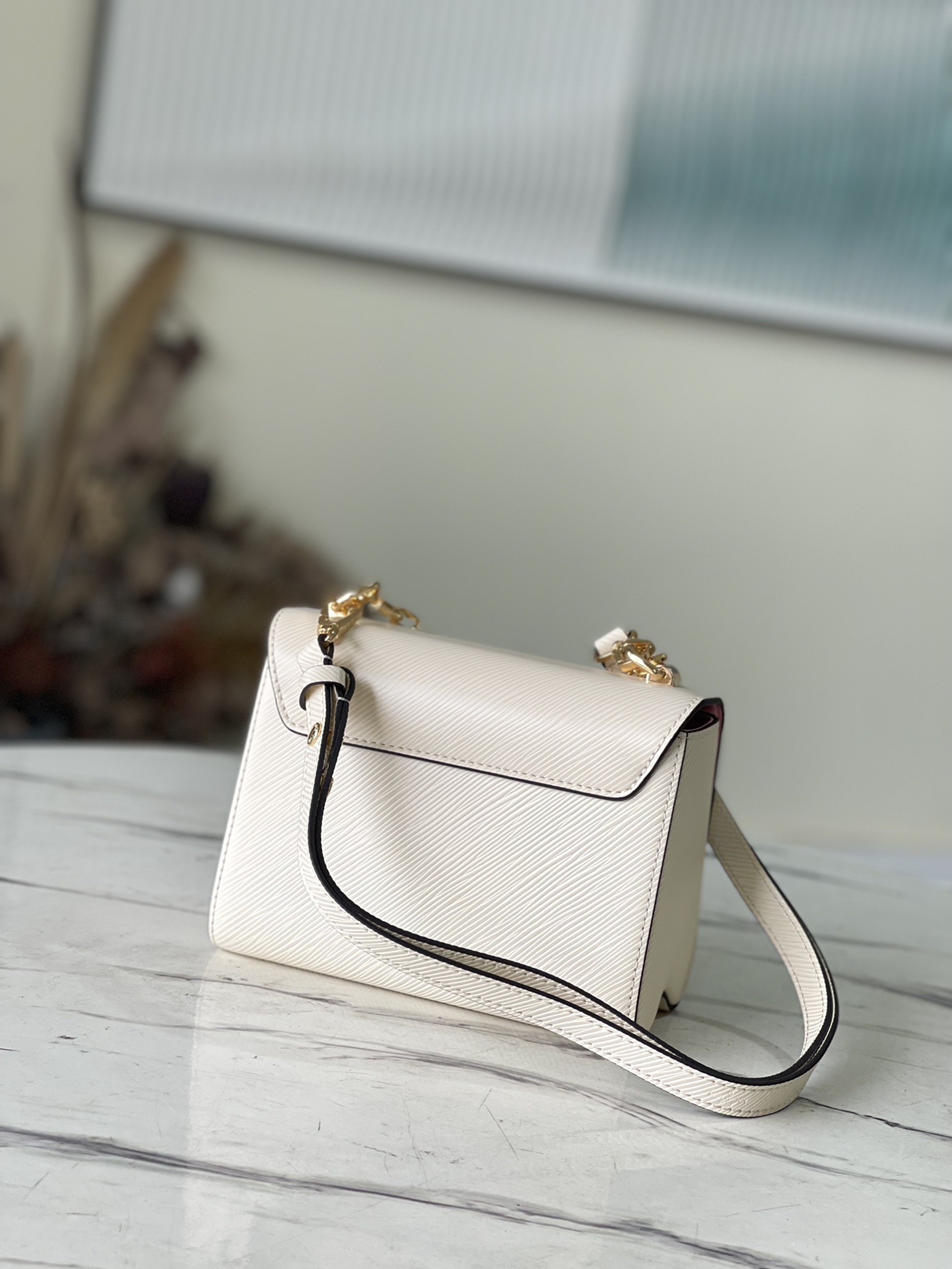 Louis Vuitton Shoulder Bag – LVSH1184