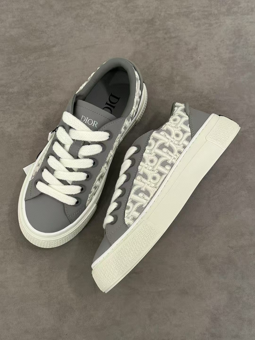 Dior B33 Sneaker – DIOR1332