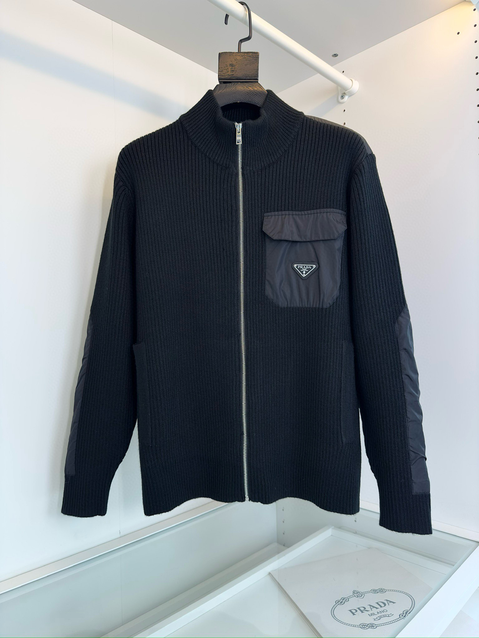Prada Sweater – SWHO2464