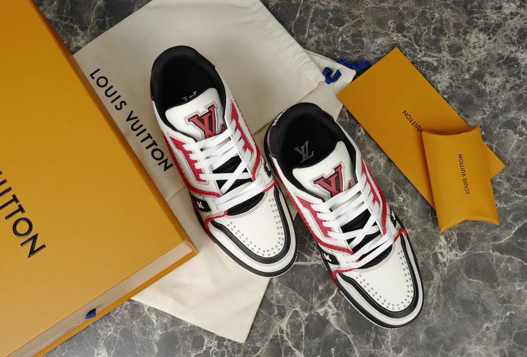 Louis Vuitton Sneaker – LSVT1371