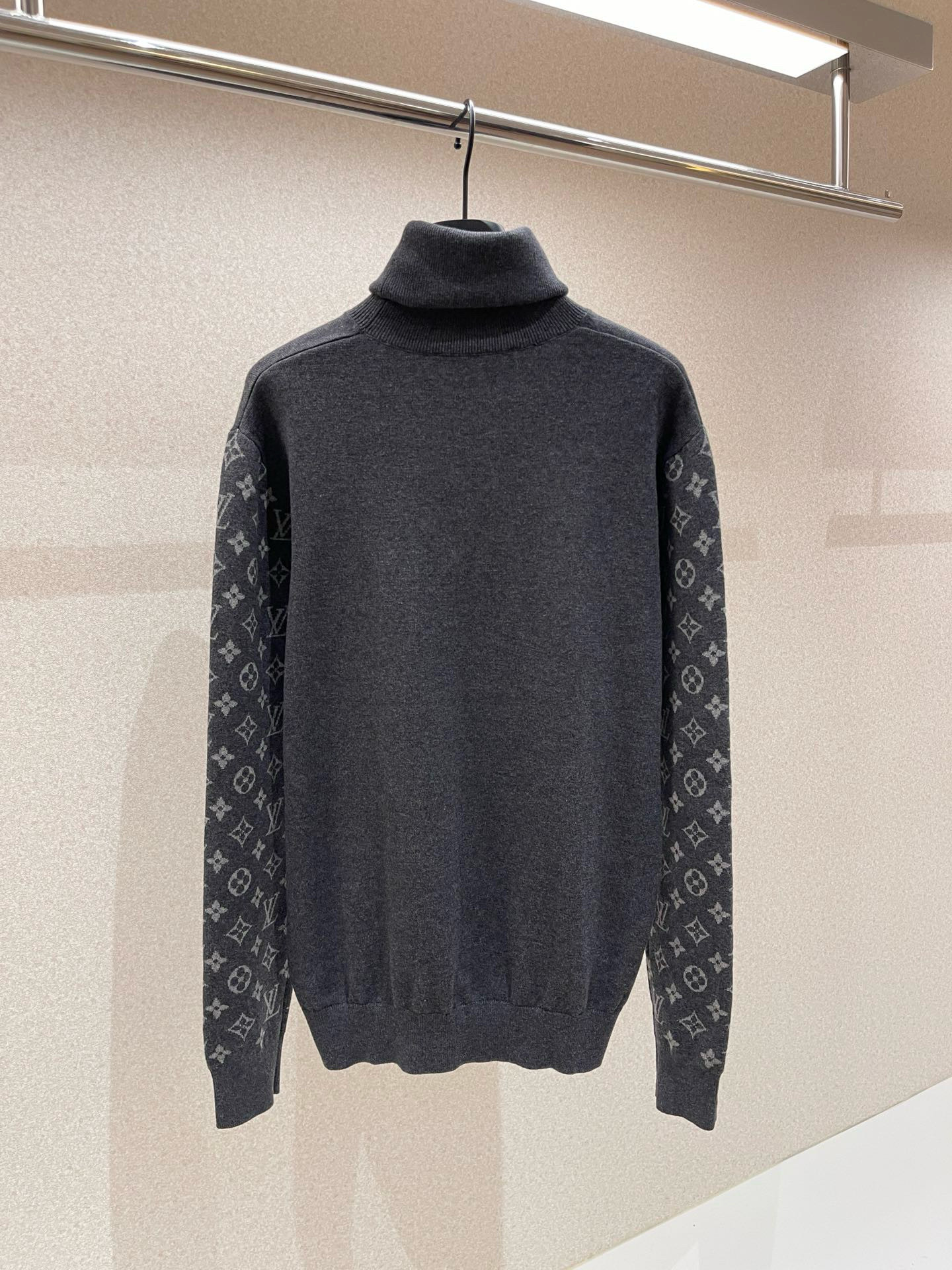 Louis Vuitton Sweater – SWHO2186