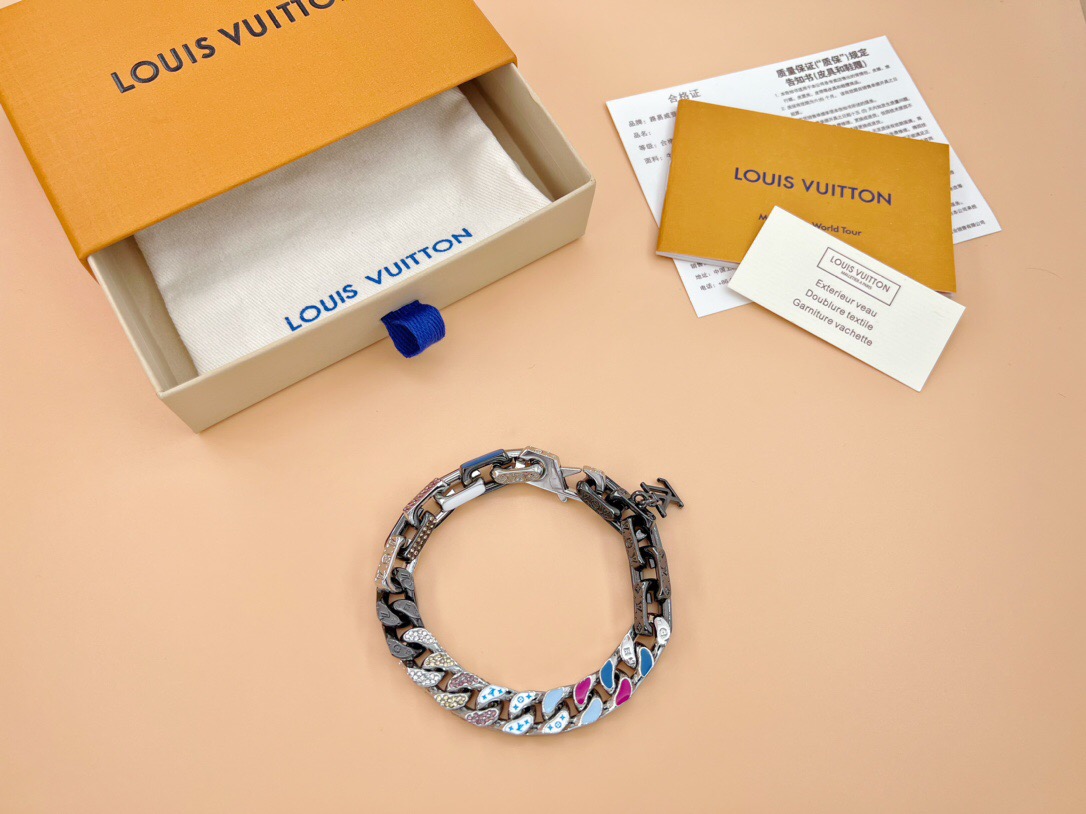 Louis Vuitton Bracelet – JWRY1029