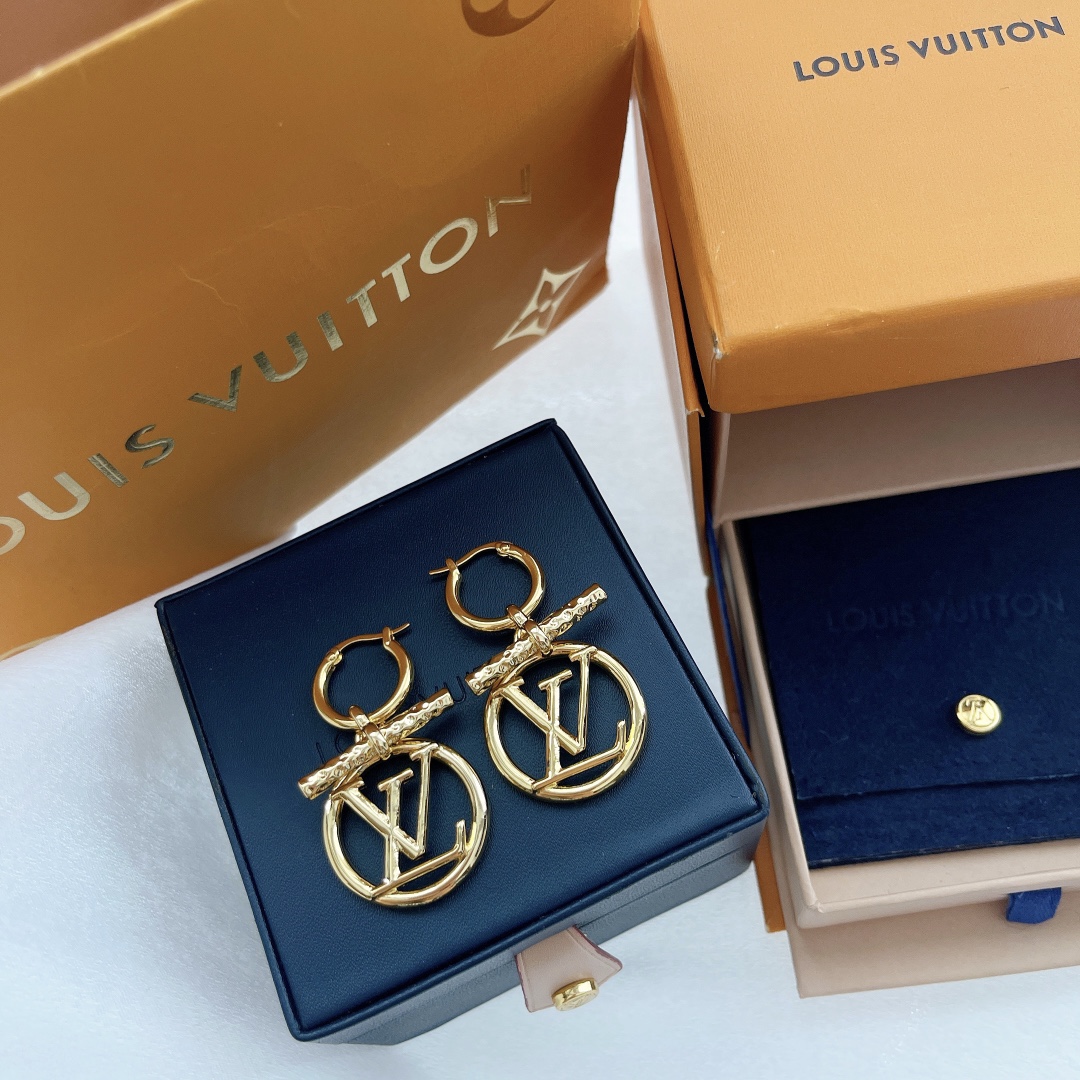 Louis Vuitton Earrings – JWWM1089