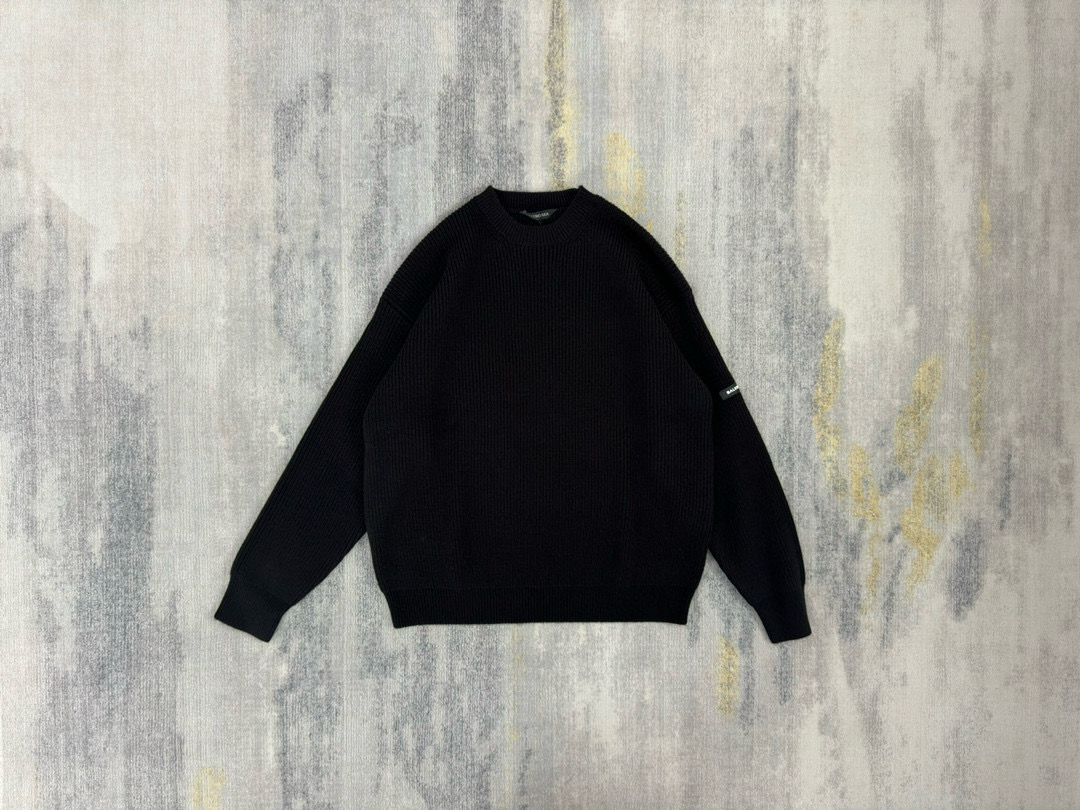 Balenciaga Sweater – SWHO2356