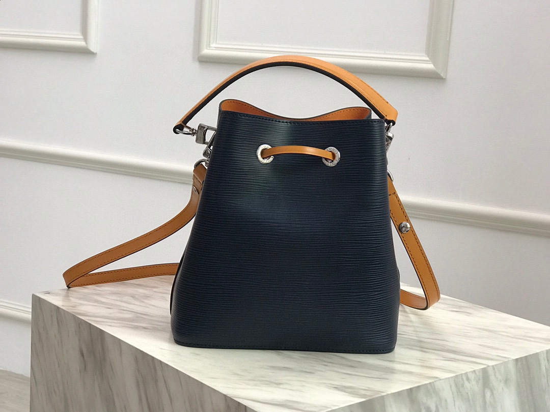 Louis Vuitton Shoulder Bag – LVSH1075