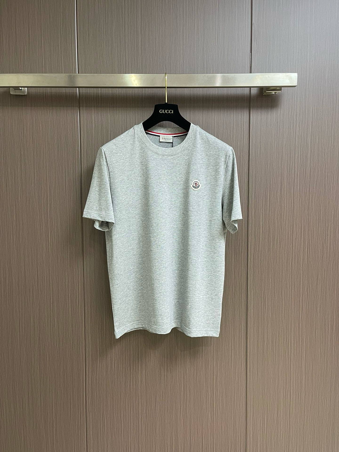 Moncler T-Shirt – TSHP3070