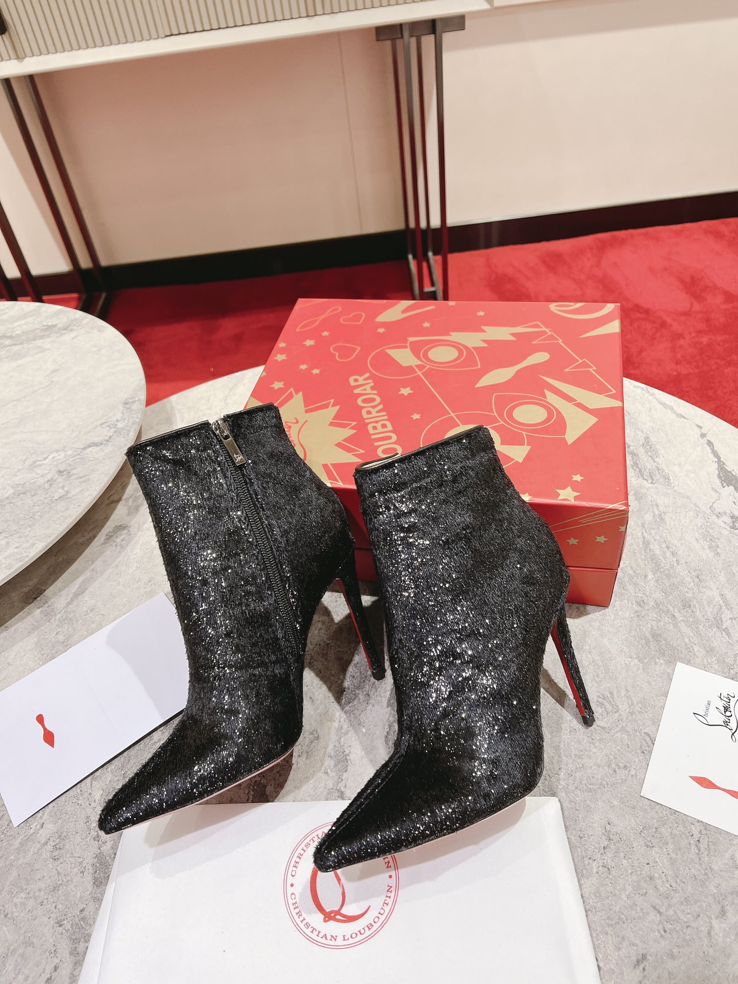 Christian Louboutin Pumps – CLWO1008