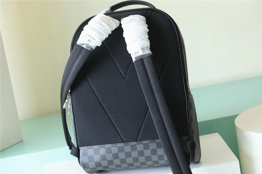 Louis Vuitton Backpack – BBCP1042