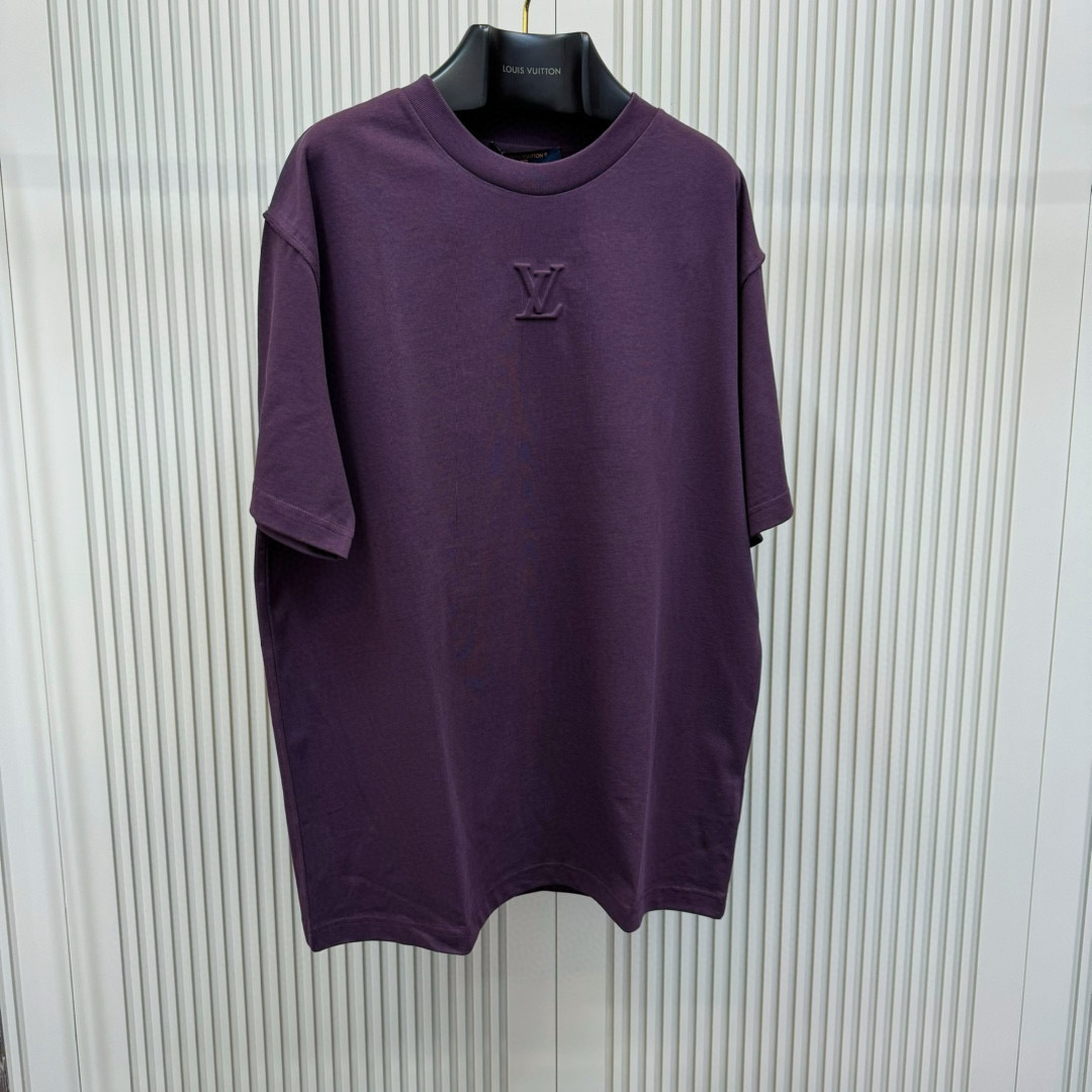 Louis Vuitton T-Shirt – TSHP2380