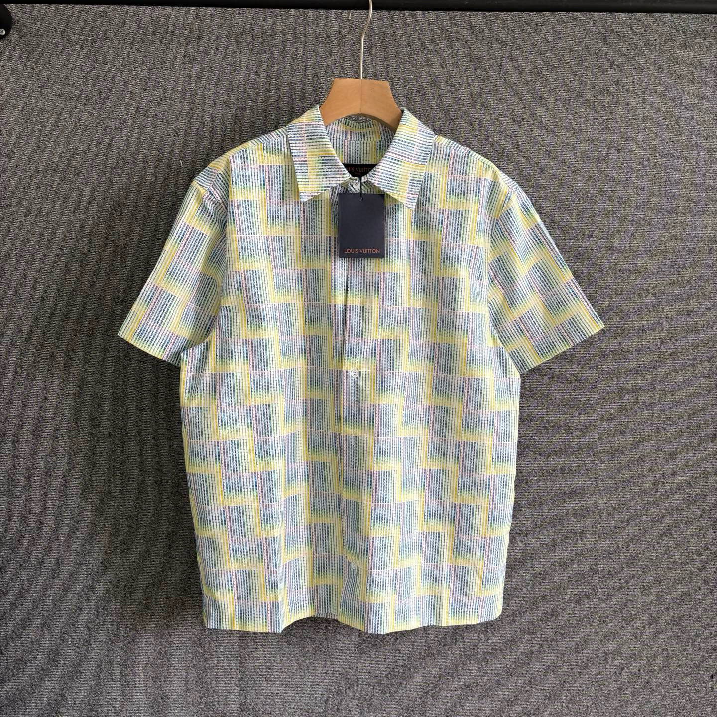 Louis Vuitton Shirt – SHTR1513