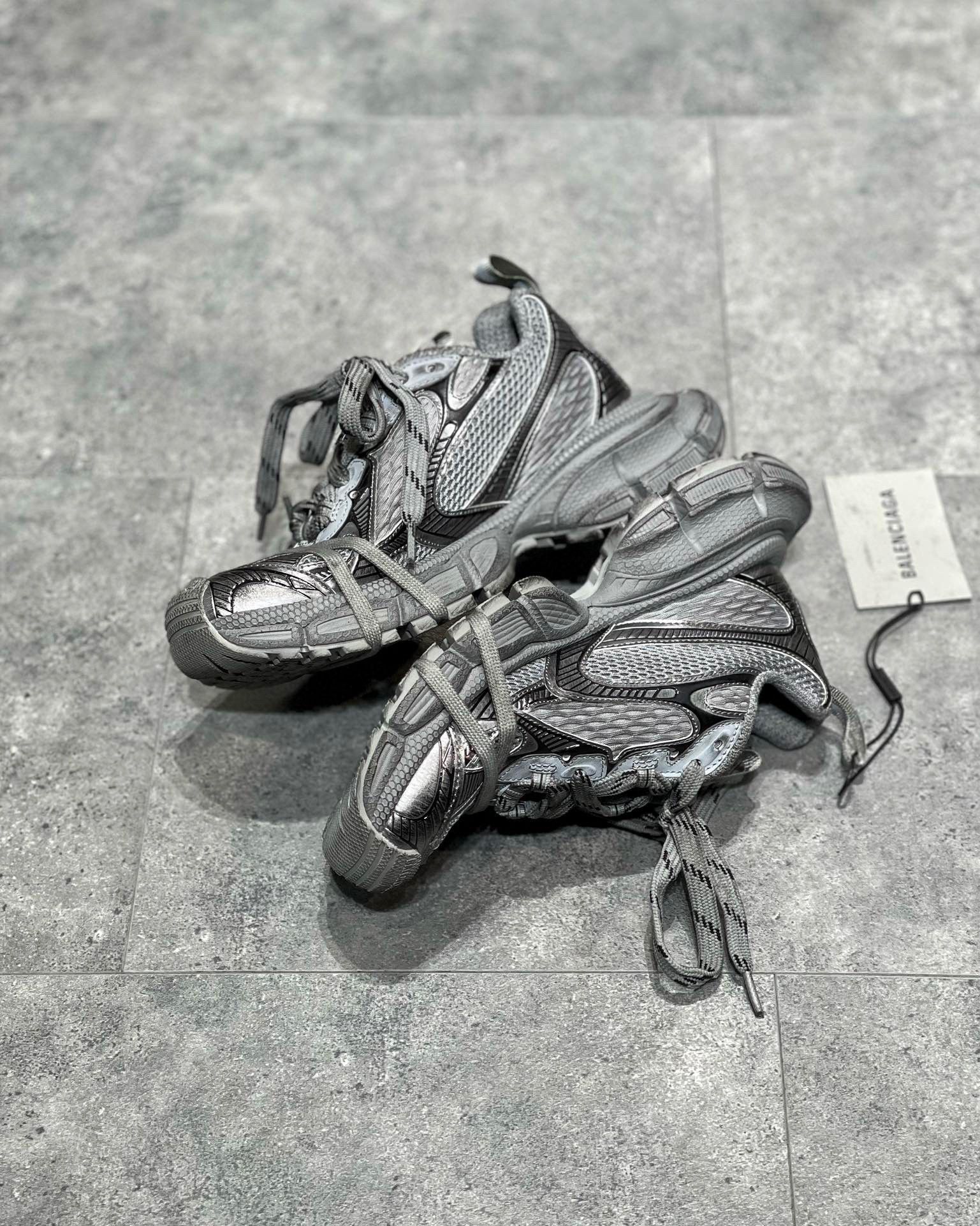 3XL Sneaker – BLNC1170