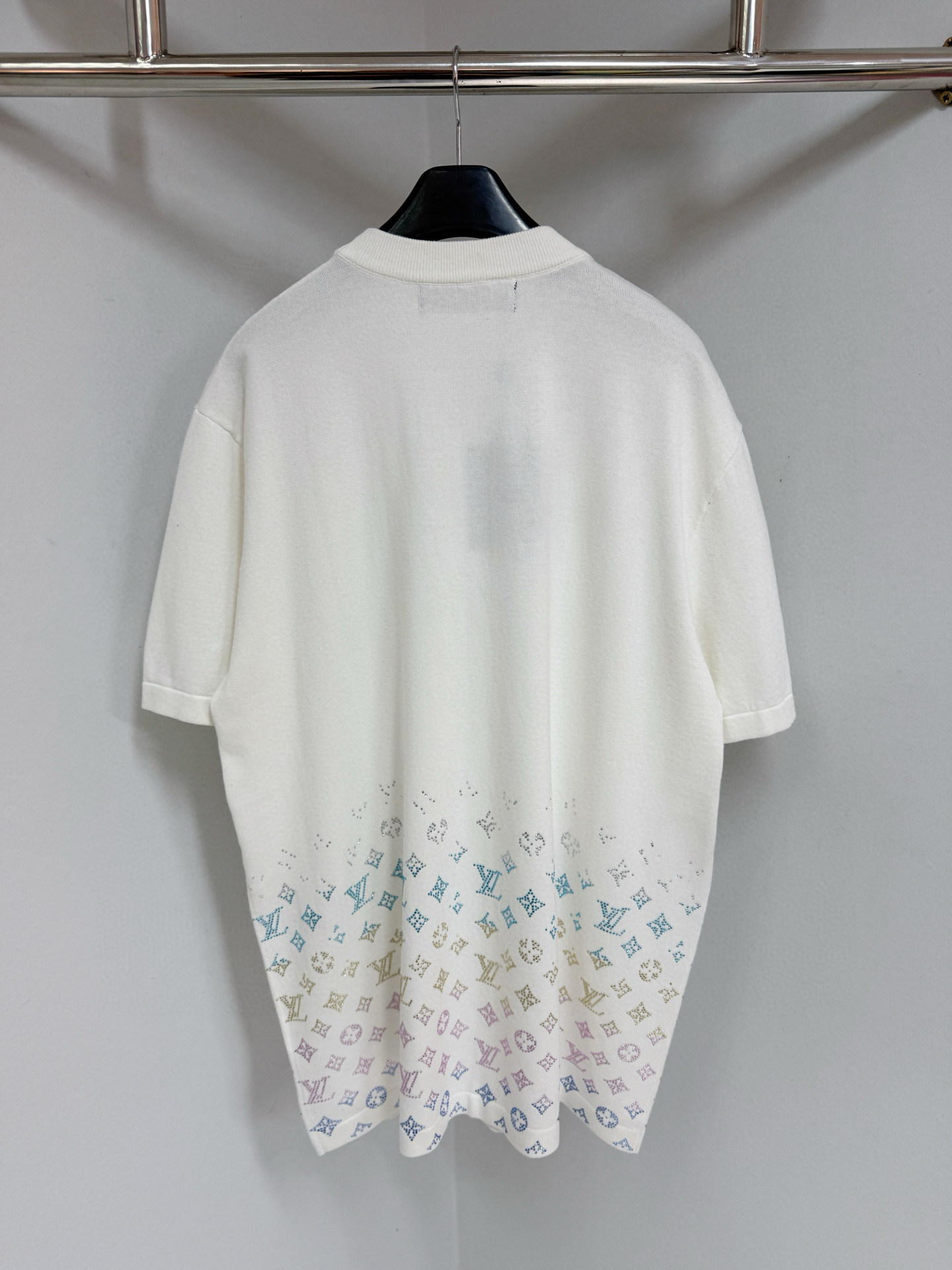 Louis Vuitton T-Shirt – TSHP3156