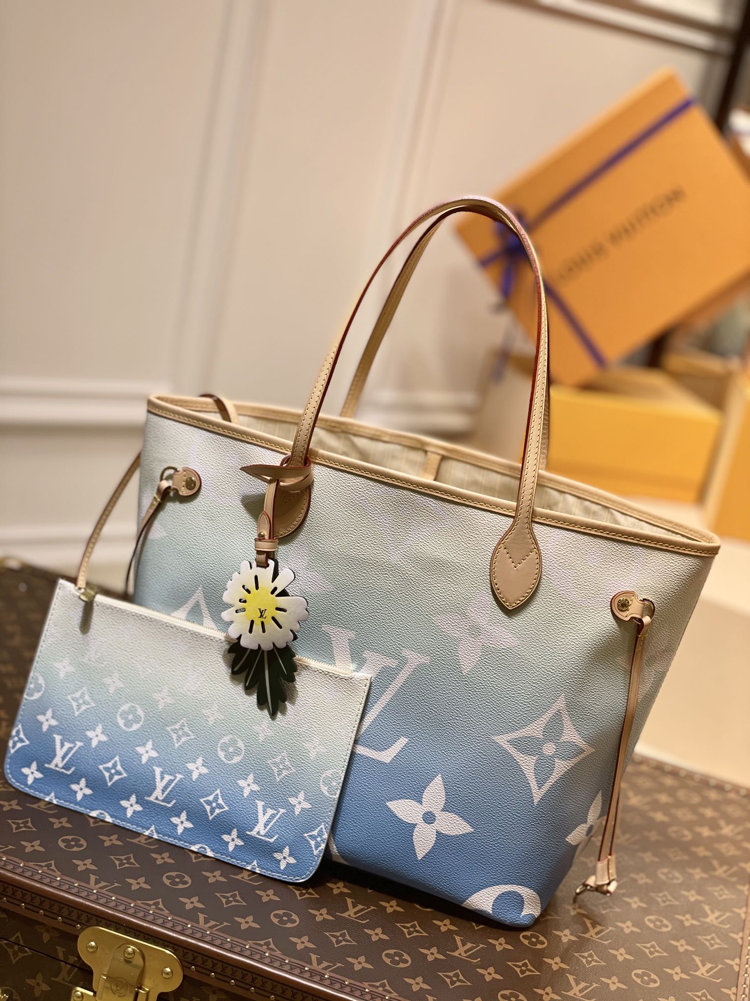 Louis Vuitton Tote Bag – LVTB1131