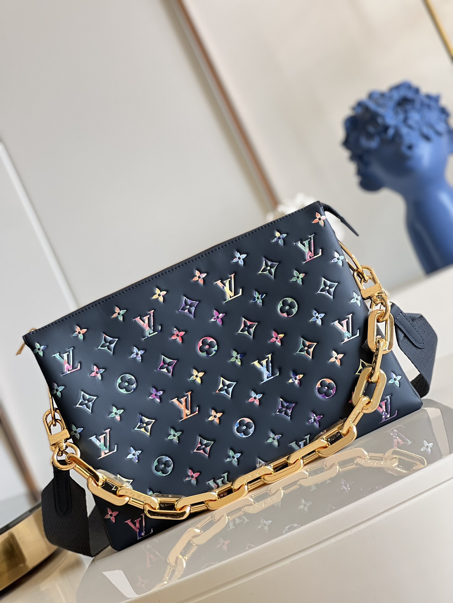 Louis Vuitton Shoulder Bag – LVSH1198
