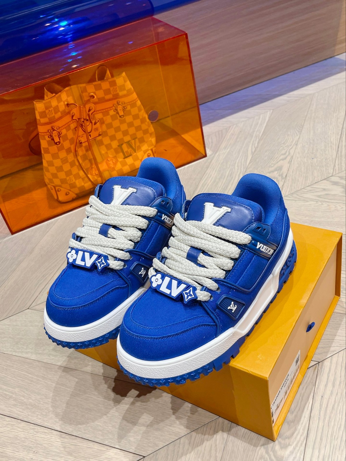 Louis Vuitton Sneaker – LSVT1268