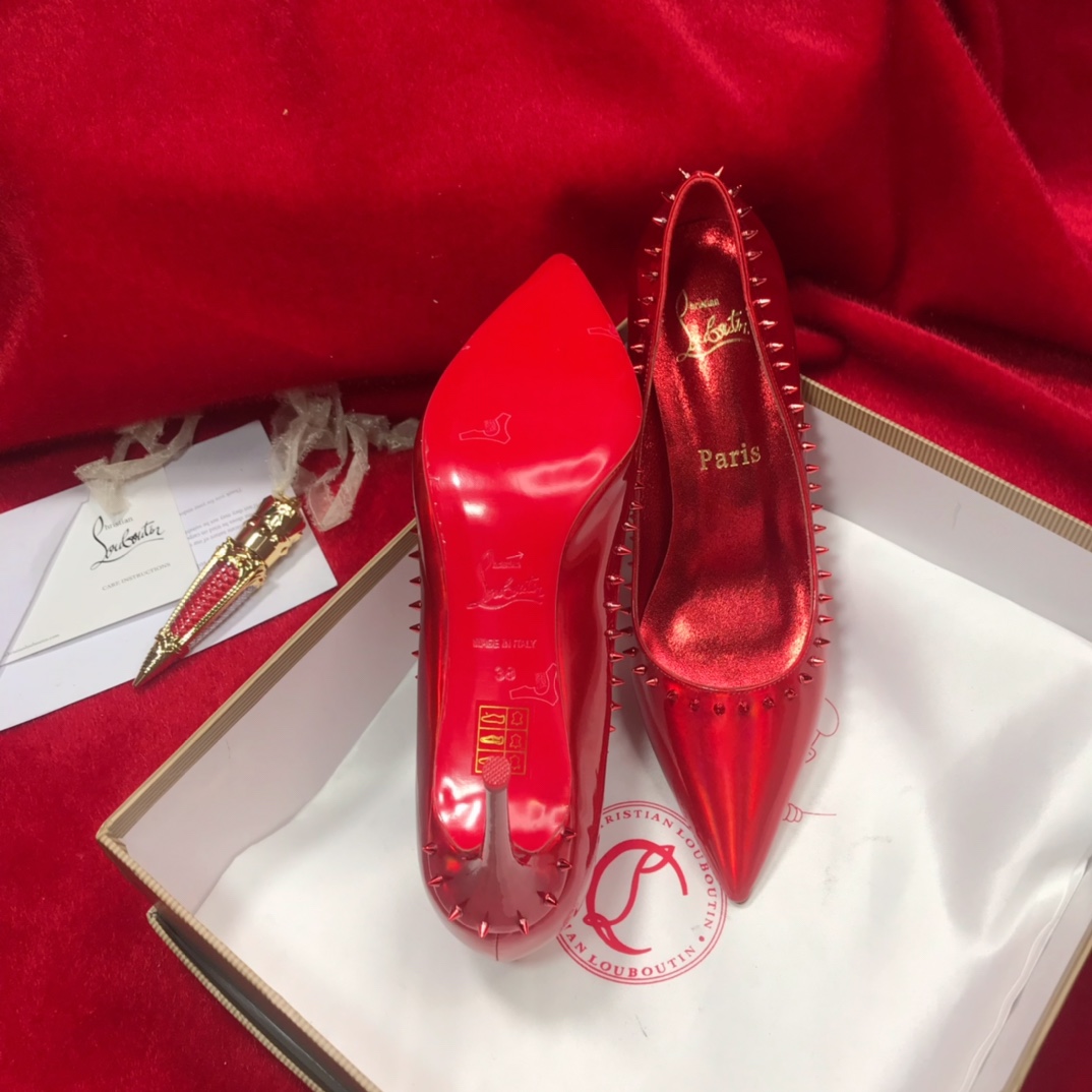 Christian Louboutin Pumps – CLWO1005