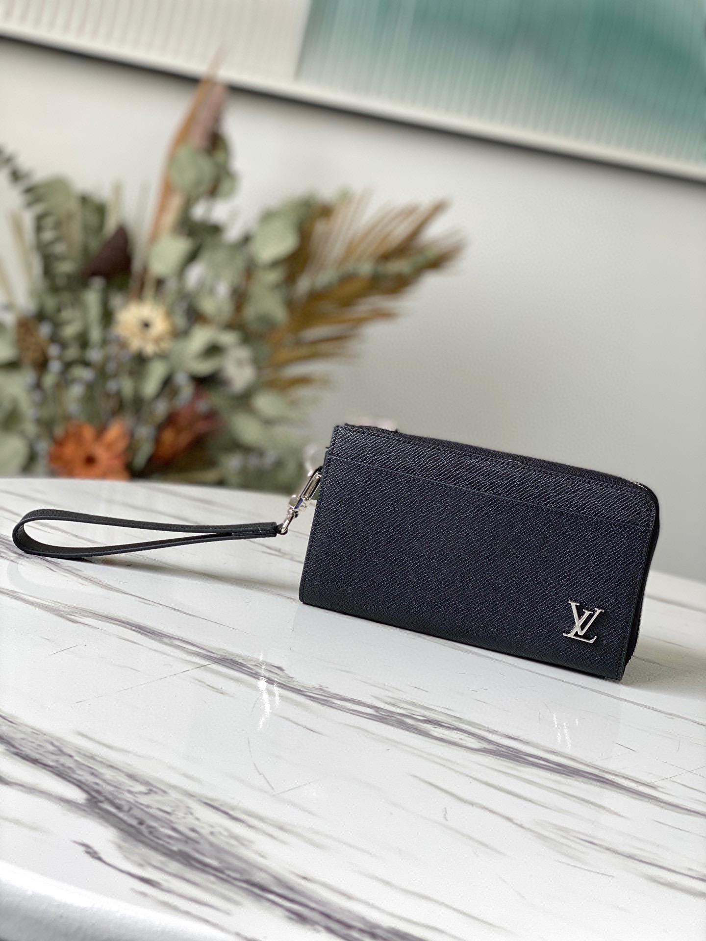 Louis Vuitton Wallet – MWLT1007