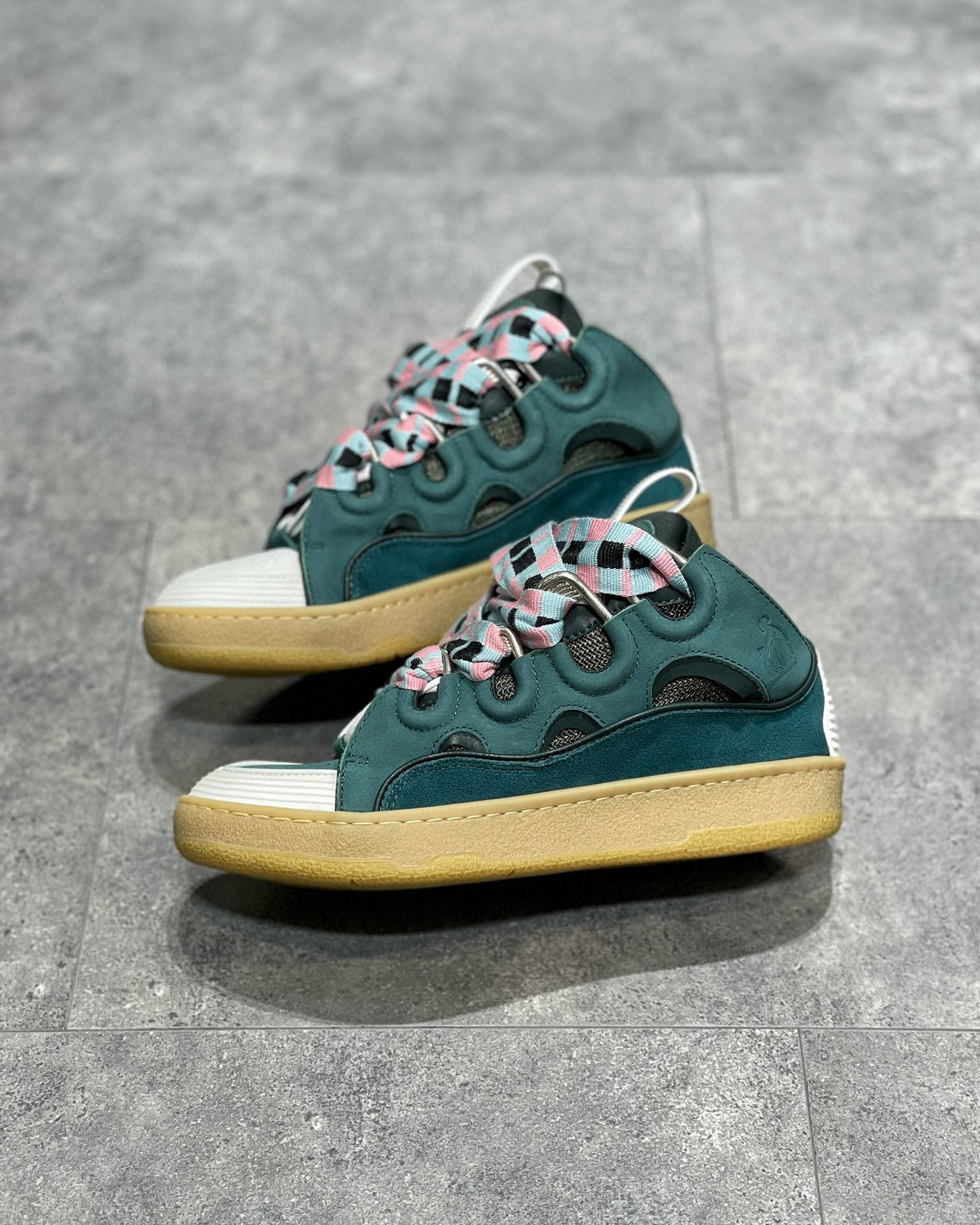 Lanvin Sneaker – LANV1005