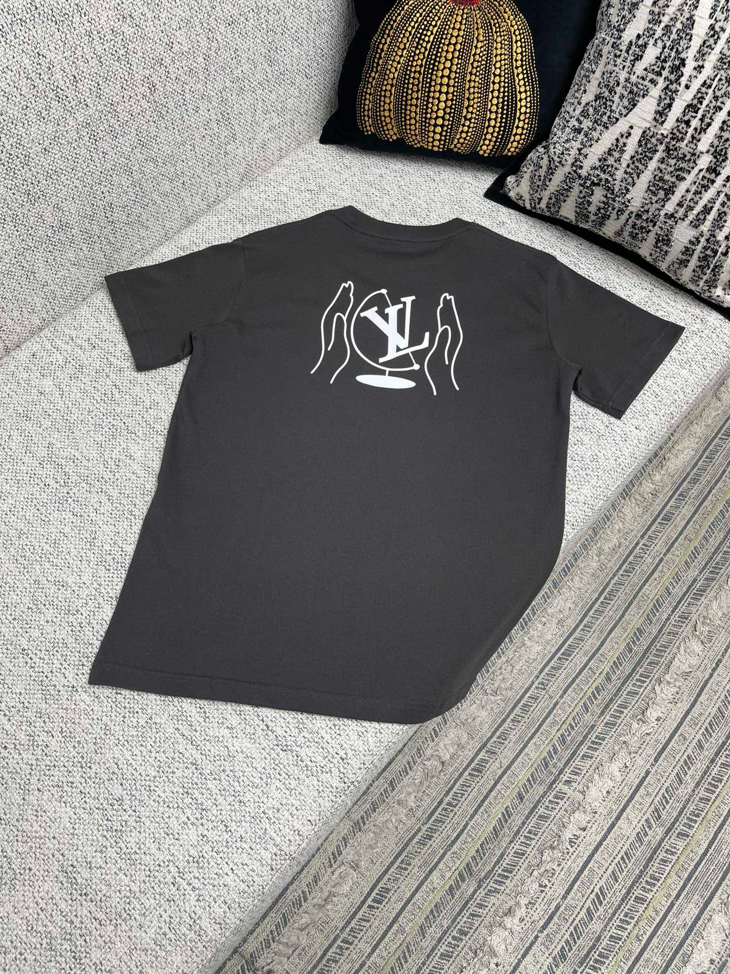 Louis Vuitton T-Shirt – TSHP3099