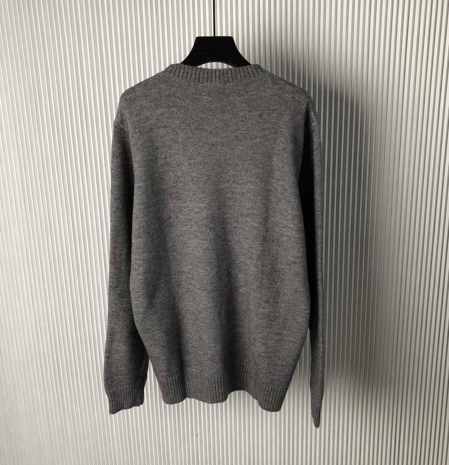 Prada Sweater – SWHO2315