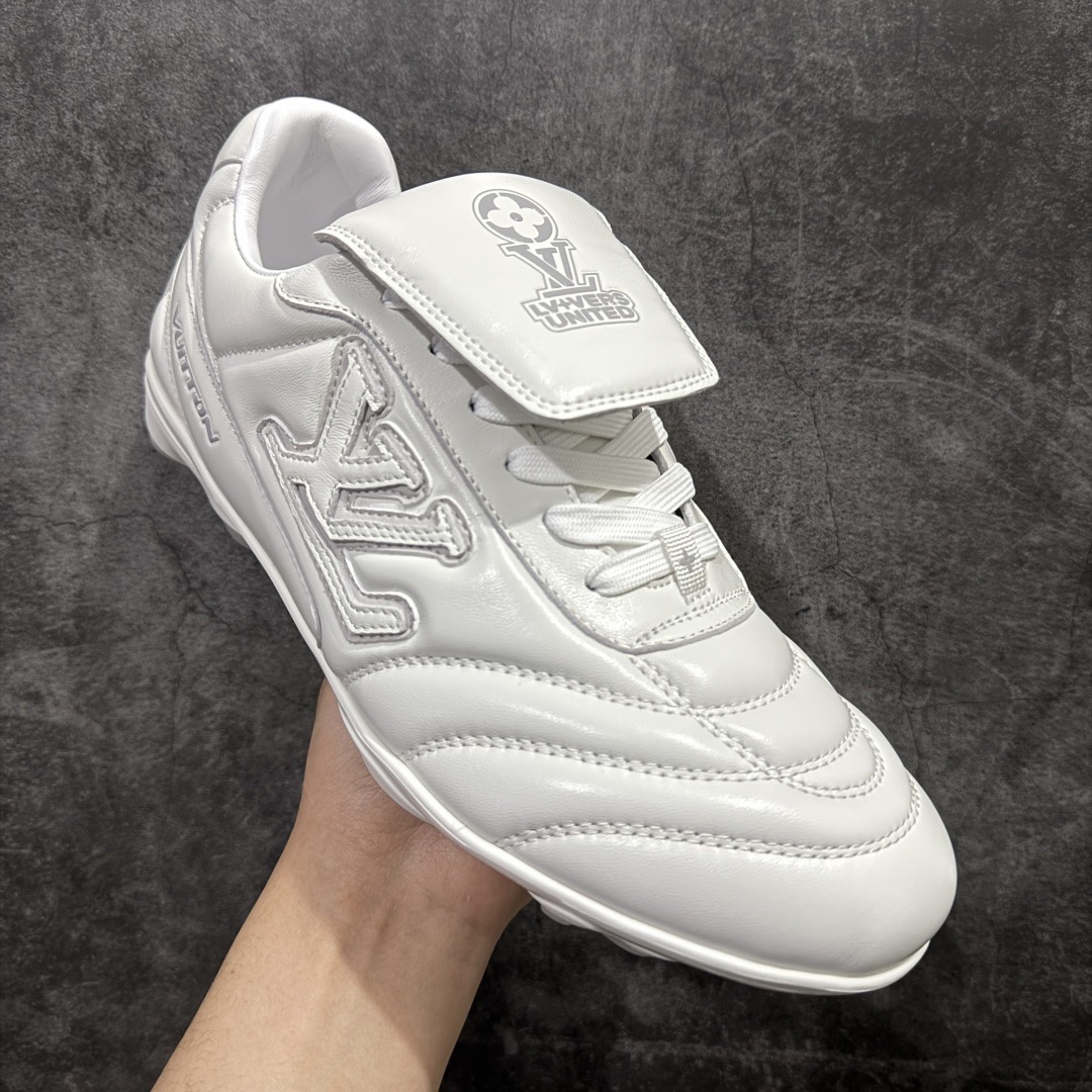 Louis Vuitton Sneaker – LSVT14850