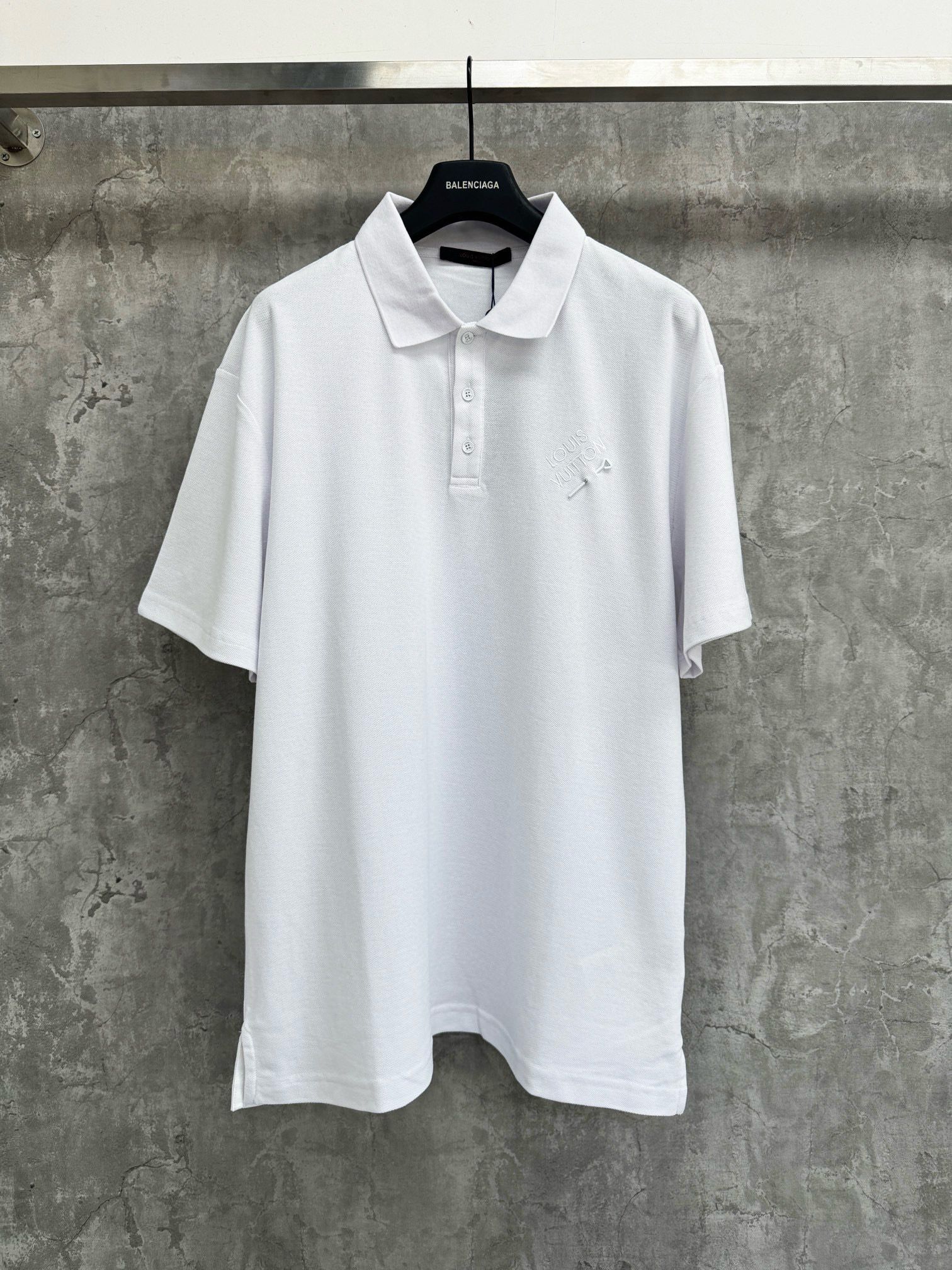 Louis Vuitton T-Shirt – TSHP2935