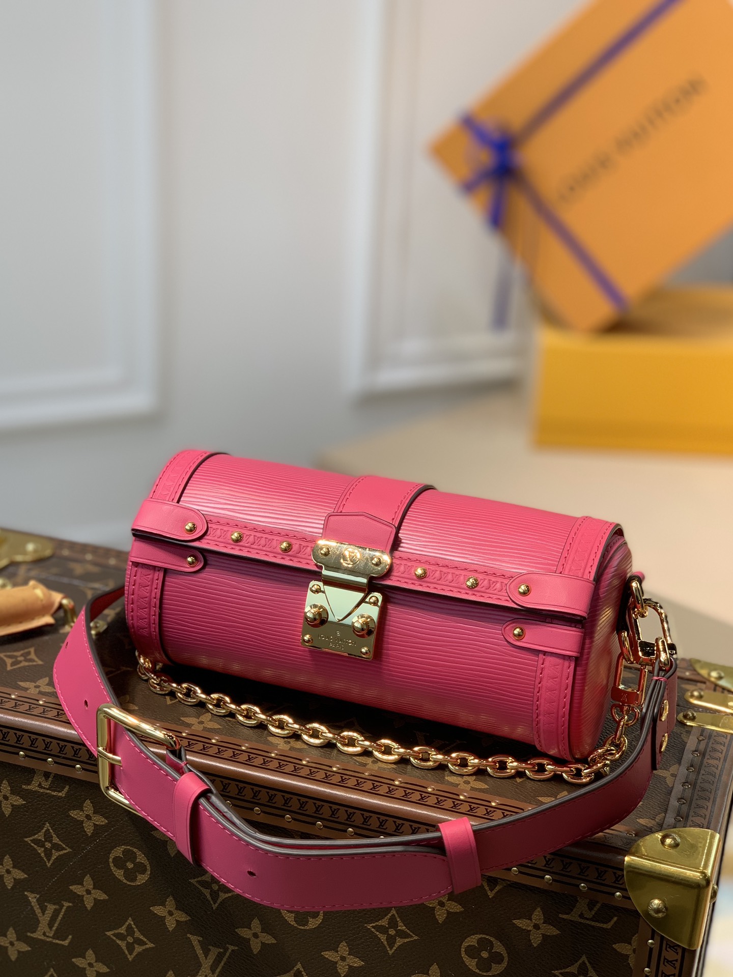 Louis Vuitton Shoulder Bag – LVSH1066