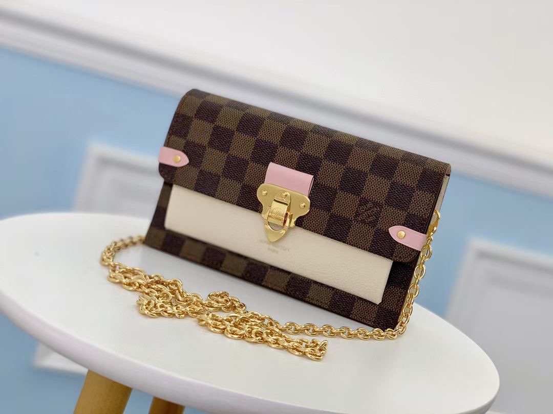 Louis Vuitton Shoulder Bag – LVSH1021