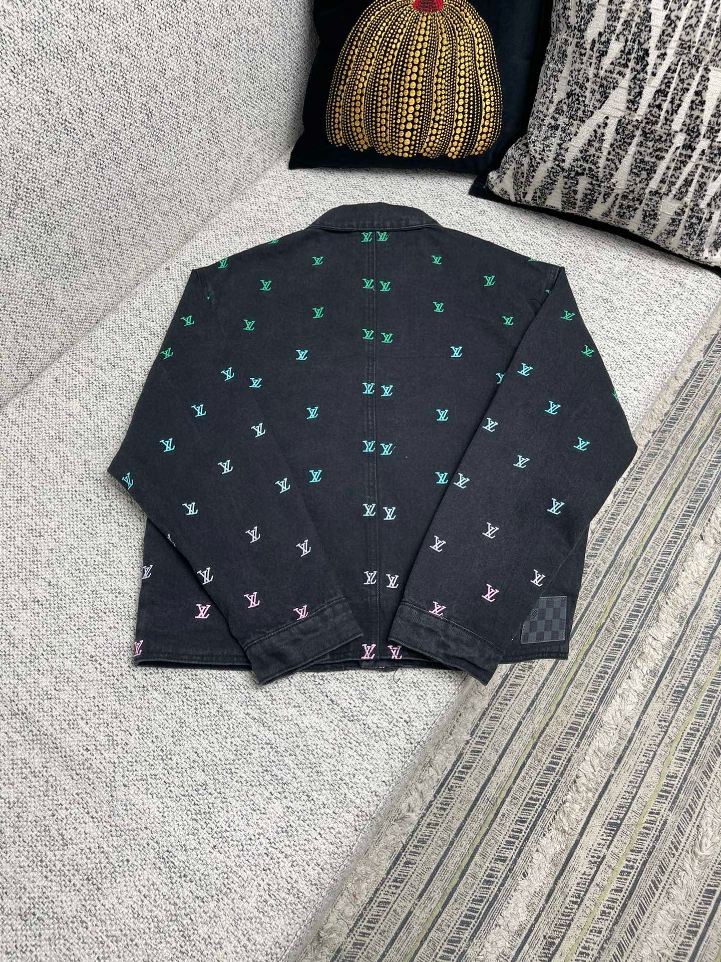 Louis Vuitton Denim Jacket – VEJK1142