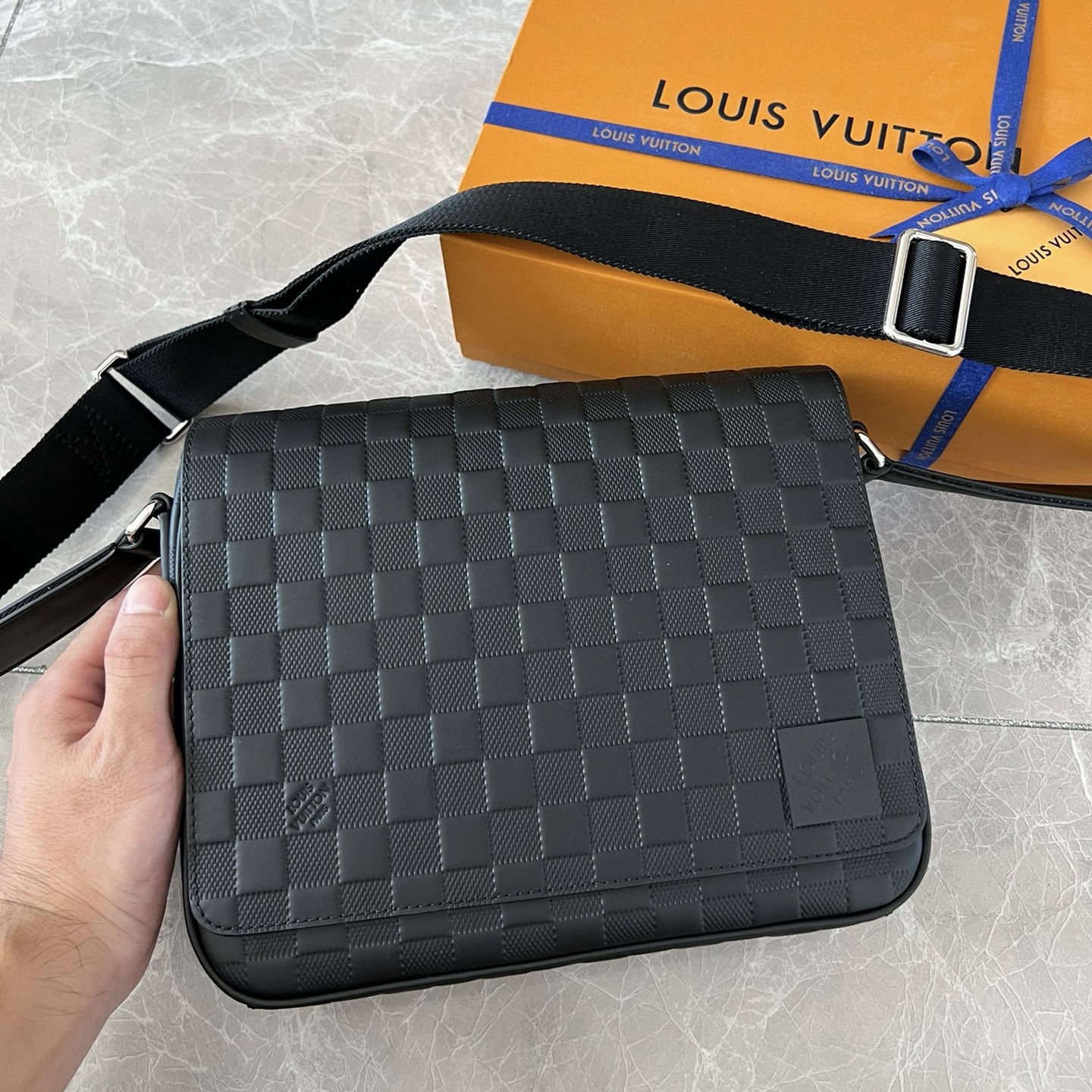 Louis Vuitton Bag – BBMC1050