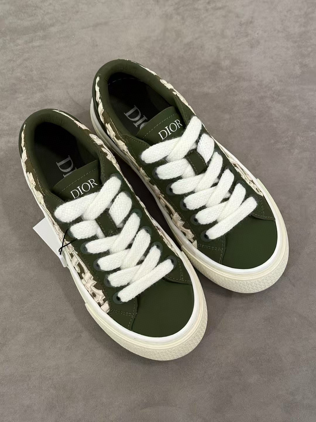 Dior B33 Sneaker – DIOR1334