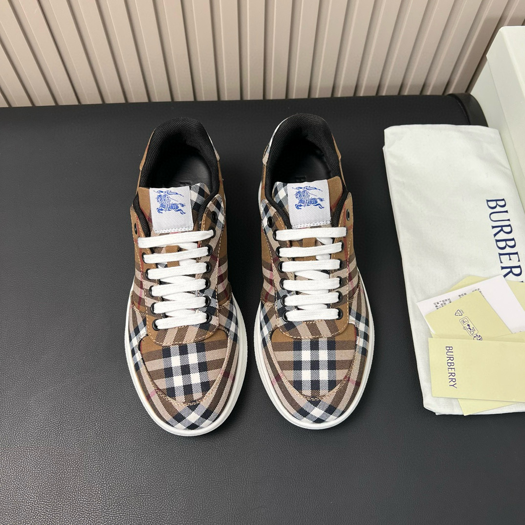 Burberry Sneaker – BBRY1047