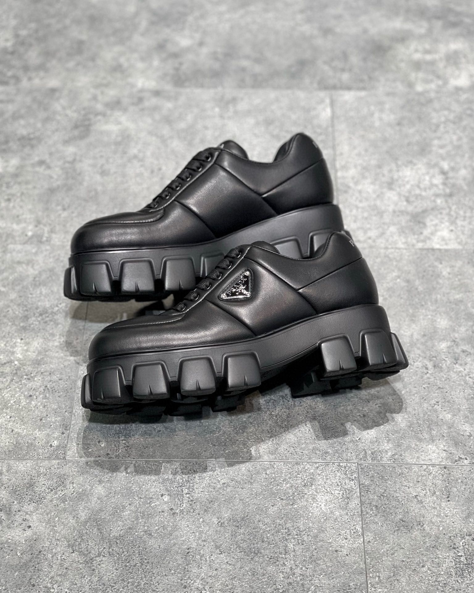 Prada Sneaker – PRDA1100
