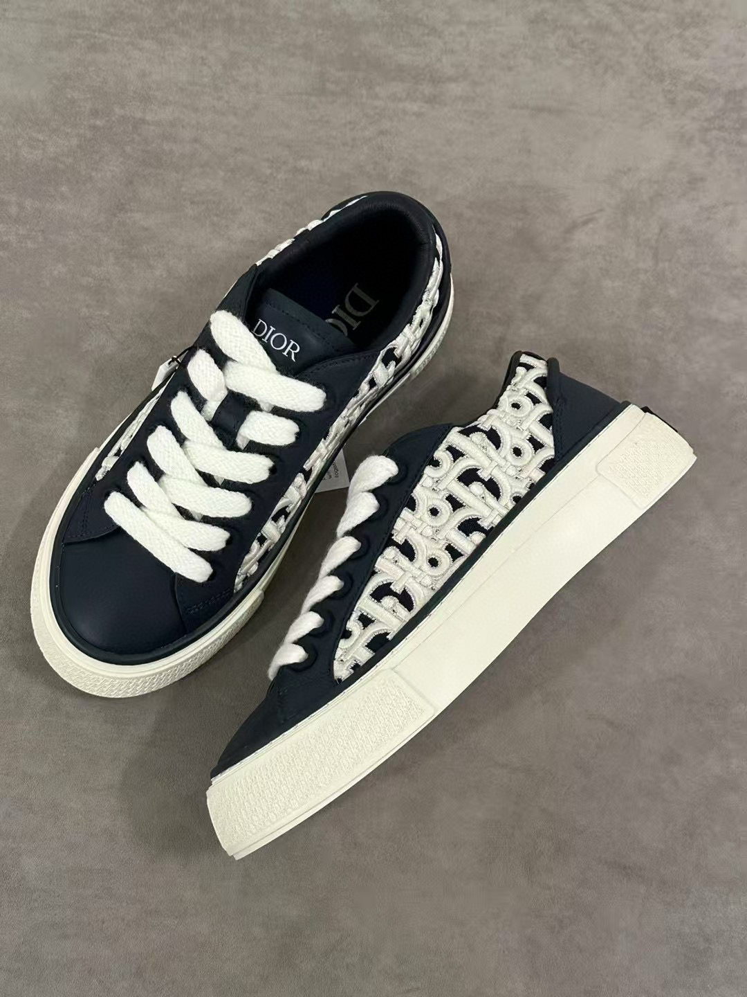 Dior B33 Sneaker – DIOR1333