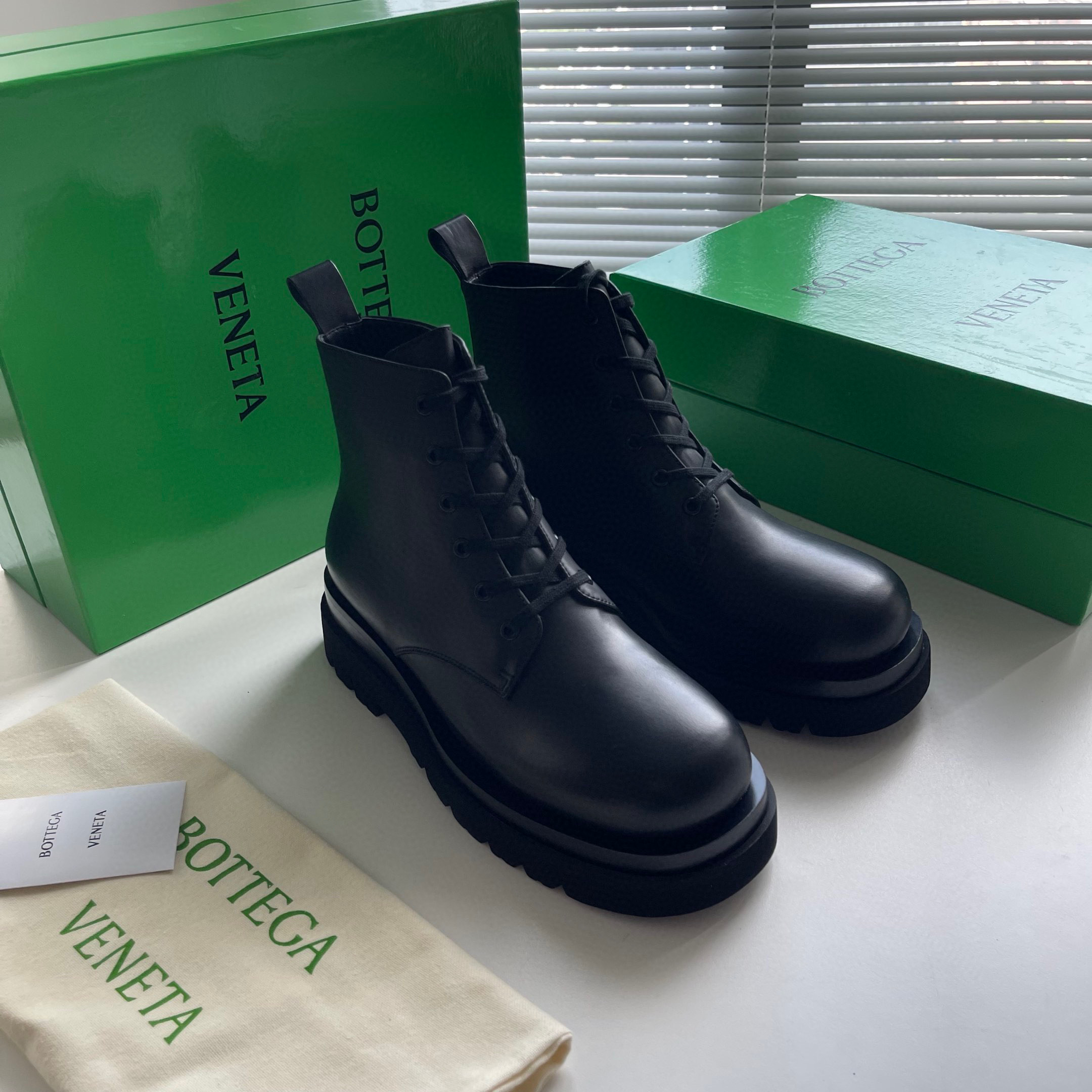 Bottega Veneta Boots – BTVN1004