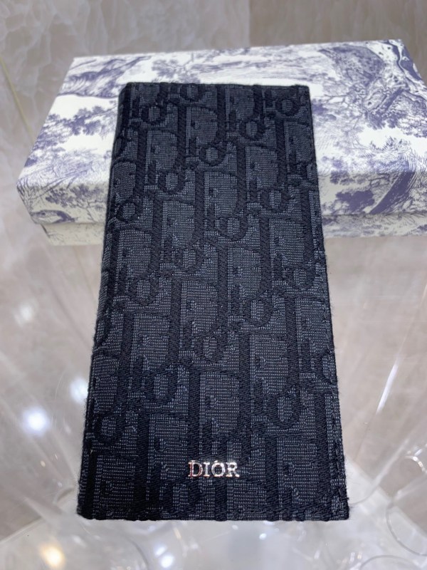 Dior Wallet – MWLT1178