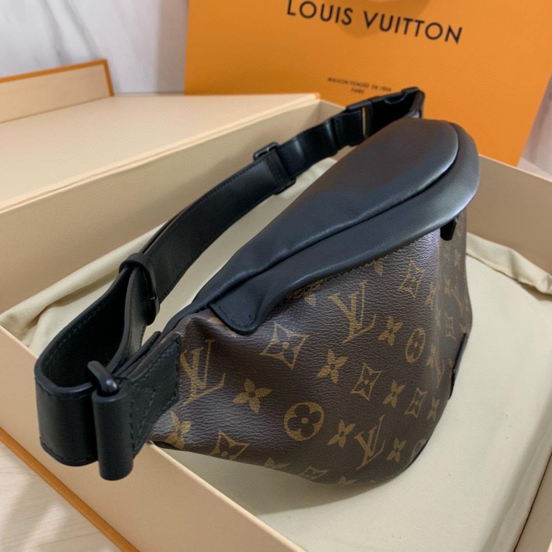 Louis Vuitton Beltbag – BBTG1006
