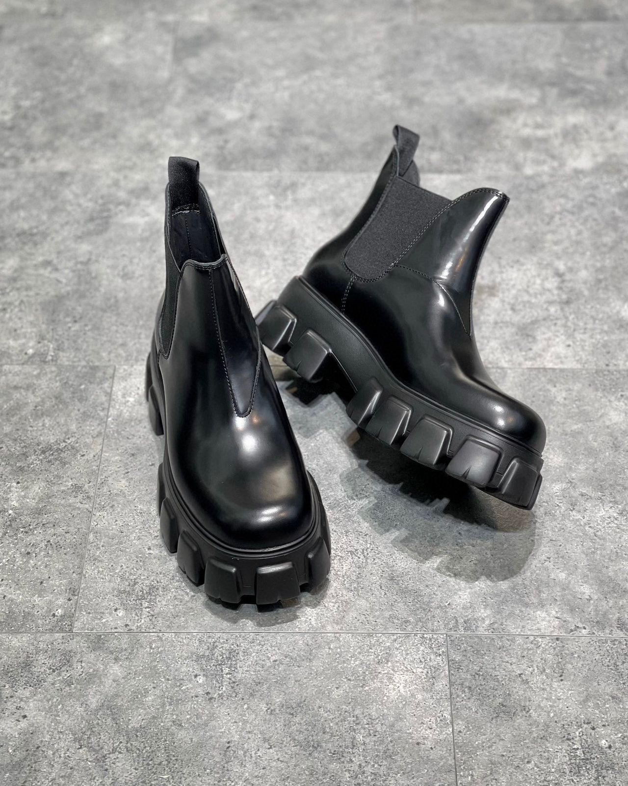 Prada Sneaker – PRDA1099