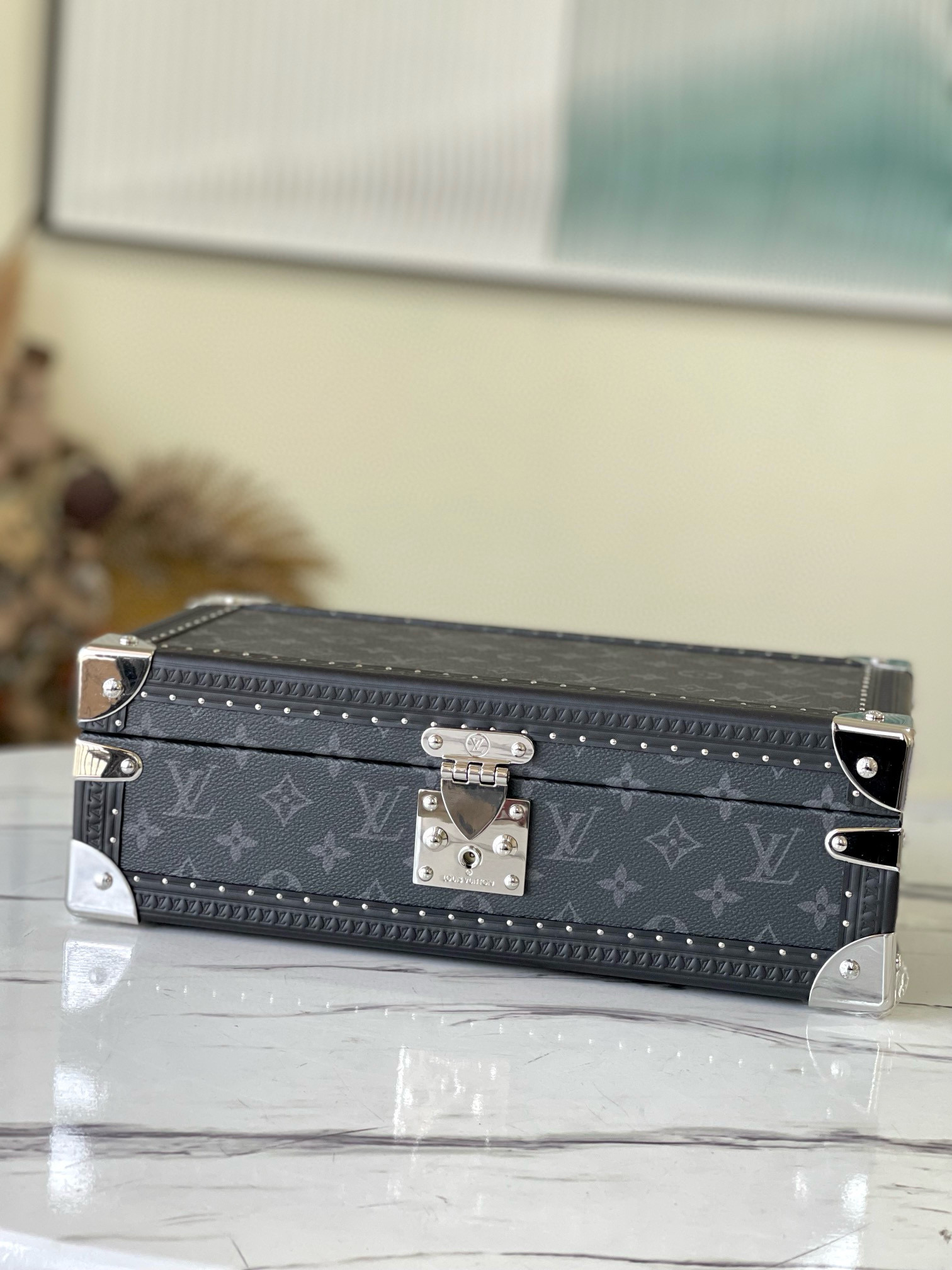 Louis Vuitton Trunk – BGOT1001