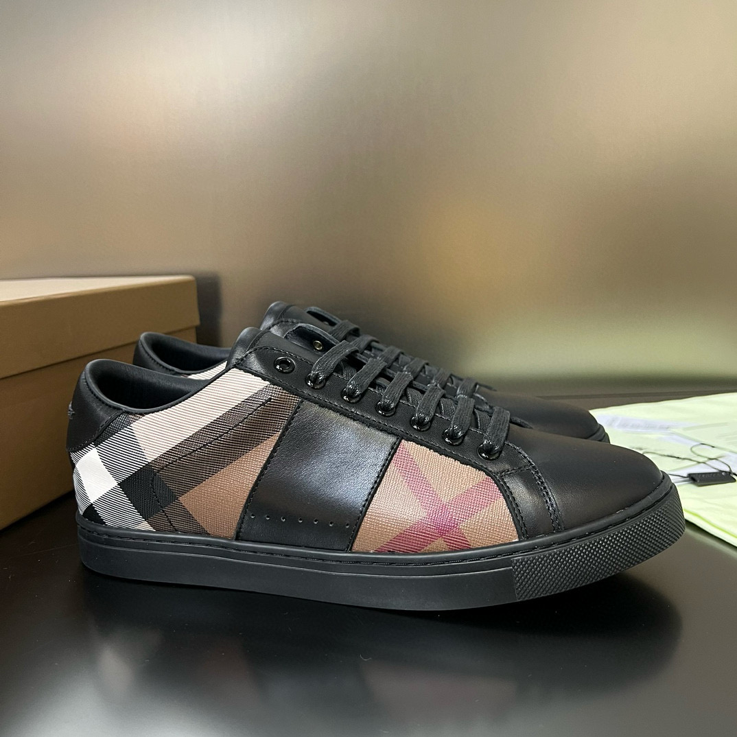 Burberry Sneaker – BBRY1015